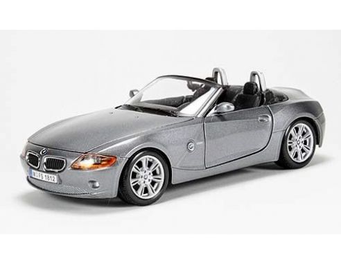 Bburago BU22002 BMW Z4 2002 GUN GREY 1:24 Modellino