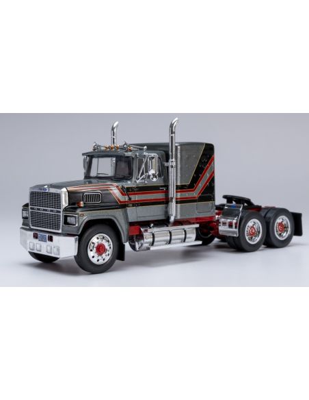 IXO MODEL TR222 FORD LTL 9000 1978 GREY/RED 1:43 Modellino