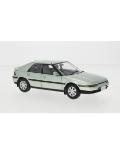WHITEBOX WB124259 MAZDA 323 F 1989 LIGHT GREEN 1:24...