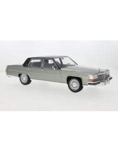 MODELCARGROUP MCG18377 CADILLAC FLEETWOOD BROUGHAM 1982...