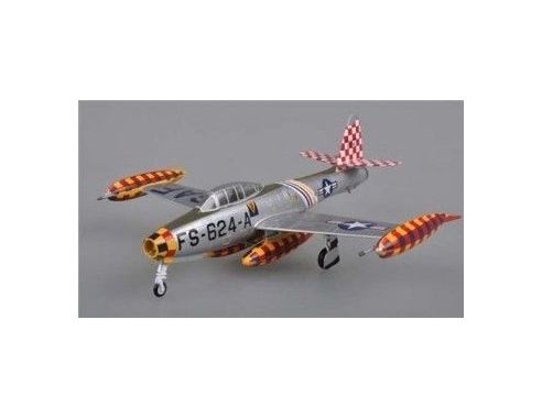 TRUMPETER 37107 F-84E COL. LAVEN. GERMANY 1951 Modellino