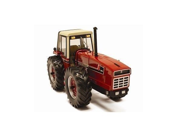 Britains BR42651 INTERNATIONAL 3588 2+2 TRACTOR 1:32 Modellino
