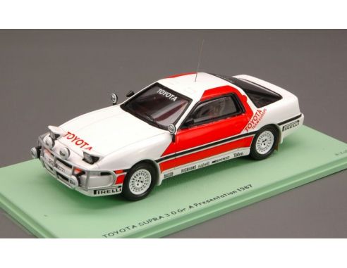 Bizzare BZ395 TOYOTA CELICA SUPRA 3.0 GR.A PRESENTATION 1987 1:43 Modellino