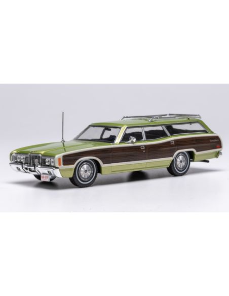 IXO MODEL CLC608 FORD LTD COUNTRY SQUIRE 1972 LIGHT GREEN 1:43 Modellino
