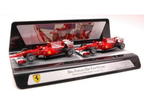 Hot Wheels HWV7423 FERRARI F.ALONSO/F.MASSA 2010 BAHRAIN GP 1:43 Modellino