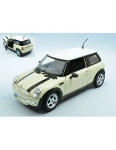 MOTORMAX MTM73114BE MINI COOPER BEIGE W/WHITE ROOF 1:18 Modellino