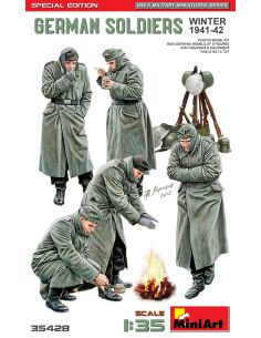 MINIART MIN35428 GERMAN SOLDIERS WINTER 1941-42 KIT 1:35 Modellino
