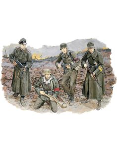 DRAGON D6020 GERMAN VOLKS. BERLIN 1945 KIT 1:35 Modellino