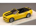 Luxury LX10108 CAMARO SS CONVERTIBLE 2011 YELLOW/BLACK 1:43 Modellino
