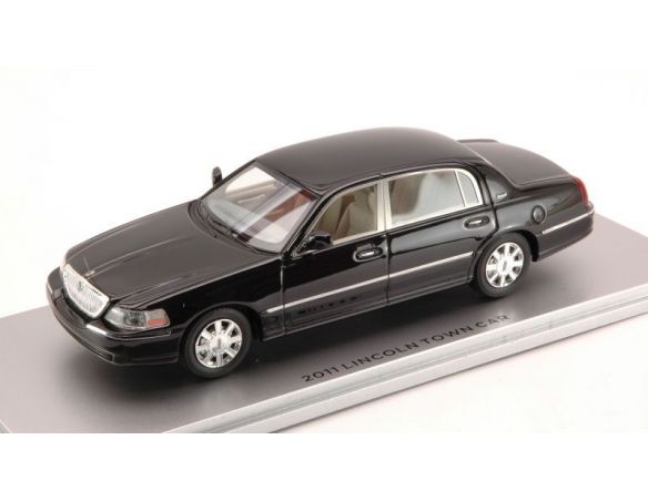 Luxury LX10137 LINCOLN TOWN CAR 2011 BLACK 1:43 Modellino
