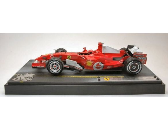 Hot Wheels J2995 FERRARI M.SCHUMACHER 2006 CINA 1:18 Modellino