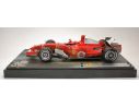 Hot Wheels J2995 FERRARI M.SCHUMACHER 2006 CINA 1:18 Modellino