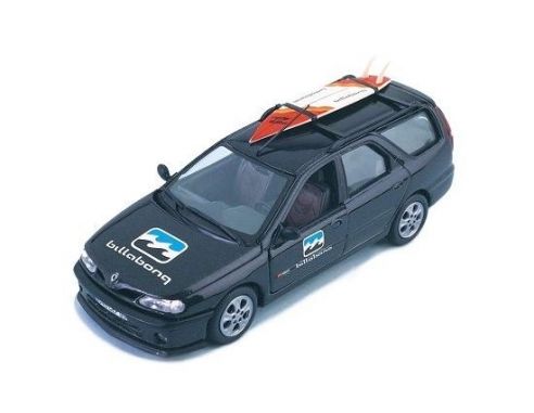 Vitesse VMC99021 RENAULT LAGUNA BREAK C/WINDSURF Modellino