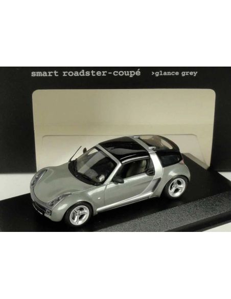 Smart Gmbh Smartware - Smart Roadster Coupè Glance Grey  1:18 Modellino