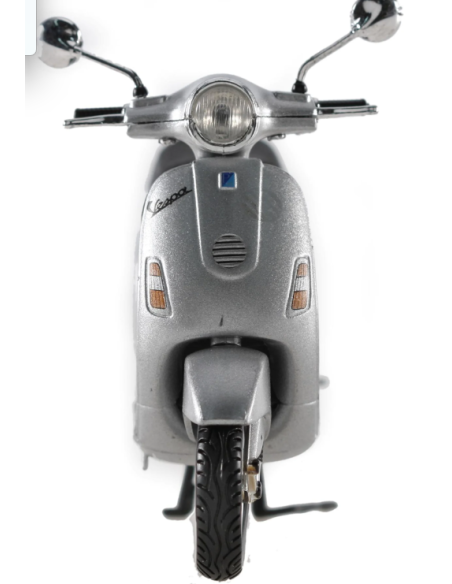 Maisto 31540 NUOVA VESPA Lx 125 2005 SILVER 1:18 Modellino