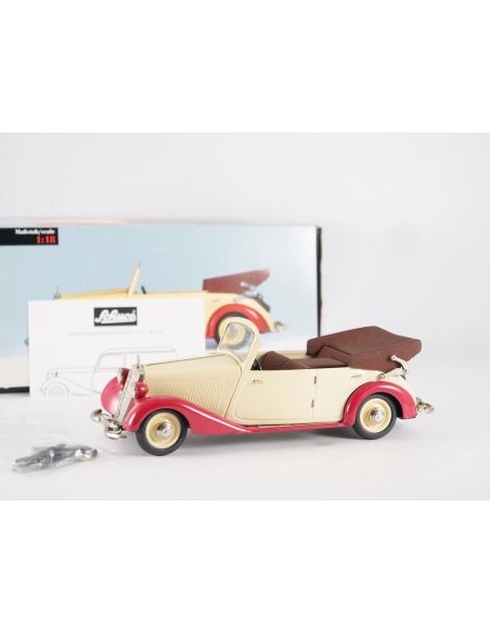 Schuco SCHUCO0061 E1206 Mercedes Benz 170V CABRIO Auto 1:18 Modellino