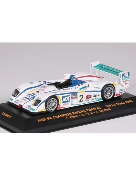 IXO MODEL LMM077 AUDI R8 CHAMPIONS RACING TEAM #2 LE MANS 2005 1:43 Modellino