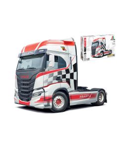 ITALERI IT3976 IVECO S-WAY ABARTH (SHOW TRUCK) KIT 1:24 Modellino