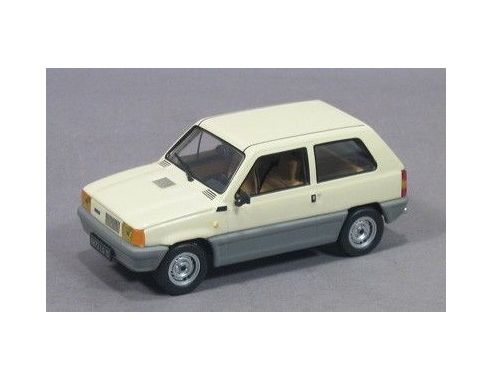 Ixo model CLC068 FIAT PANDA 34 BEIGE '80 1/43 Modellino
