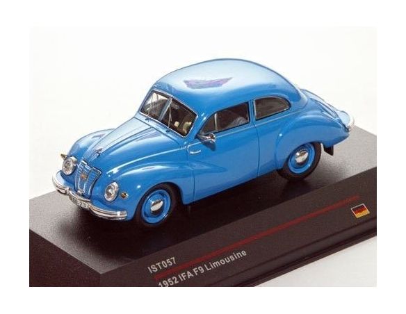 Ixo model IST057 IFA F9 LIMOUSINE 1952 BLUE 1/43 Modellino