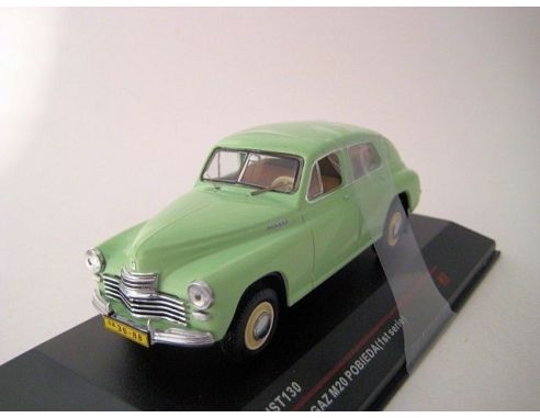 Ixo model IST130 GAZ M20 PROBIEDA 1949 GREEN 1/43 Modellino