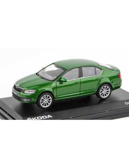 ABREX AB026QA SKODA OCTAVIA III 2013 GREEN 1:43 Modellino