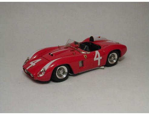 Art Model AM0131 FERRARI 500 TR N.4 GP VIENNA 1956 NOGHERA-PINTO 1:43 Modellino