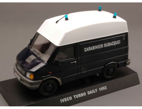 Modellino EDI223581 IVECO TURBO DAILY 1992 CARABINIERI CUPOLA BLISTER 1:43 Modellino