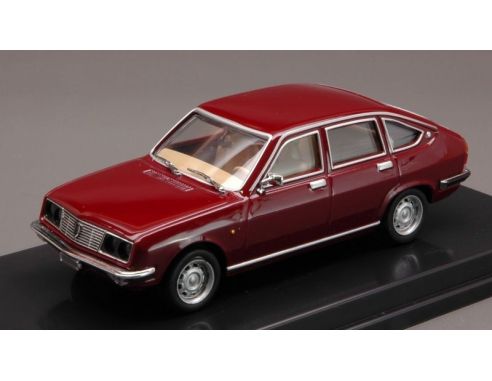 Pego PE1025 LANCIA BETA BERLINA'72 AMARANTO 1:43 Modellino