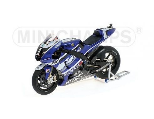 Minichamps 122113001 YAMAHA YZR-M1 J. LORENZO MOTOGP 2011 1/12 MOTO