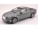 Welly WE2442 JAGUAR XJ 2010 SILVER 1:24 Auto Stradali