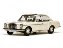 SunStar SS4593 MERCEDES 200/8 (W114-W115) 1968 WHITE 1:18 Modellino
