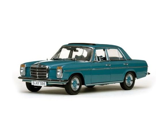 SunStar SS4594 MERCEDES 200/8 (W114 E W115) BARRAOTTO 1968 LIGHT BLUE 1:18 Modellino
