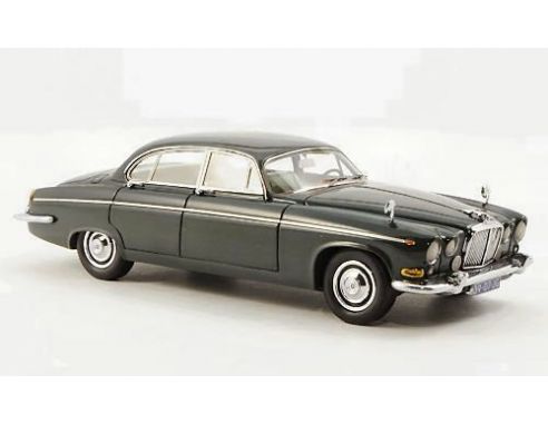 Neo Scale Models NEO43907 JAGUAR 420G 1961 GREEN 1:43 Auto Stradali