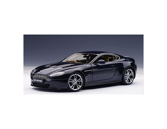 Auto Art / Gateway AA70205 ASTON MARTIN V12 VANTAGE 2010 BLUE 1:18 Auto Stradali