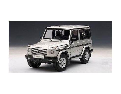 Auto Art / Gateway AA76112 MERCEDES G-CLASS 1998 SWB SILVER 1:18 Modellino
