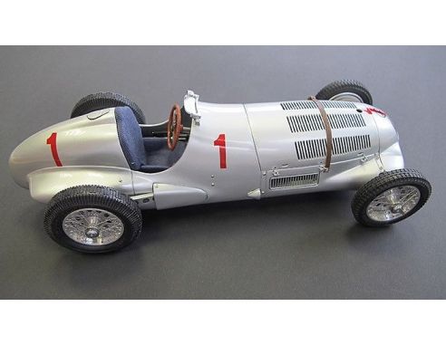 CMC CMC113 MERCEDES W125 R.CARACCIOLA 1937 N.1 DONINGTON GP 1:18 Modellino