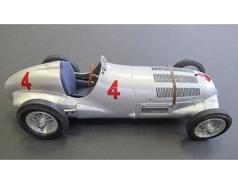 CMC CMC116 MERCEDES W125 R.SEAMAN 1937 N.4 DONINGTON GP 1:18 Modellino