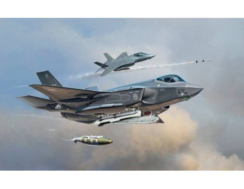 Italeri IT1331 F-35A LIGHTNING II KIT 1:72 Modellino