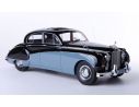Neo Scale Models NEO18035 JAGUAR MK VIII 1956 DOORS AND HOODS CLOSED BLACK/LIGHT BLUE 1:18 Auto Stradali