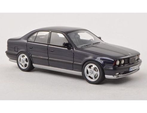Neo Scale Models NEO46400 BMW M5 (E34) 1995 METALLIC VIOLET 1:43 Auto Stradali