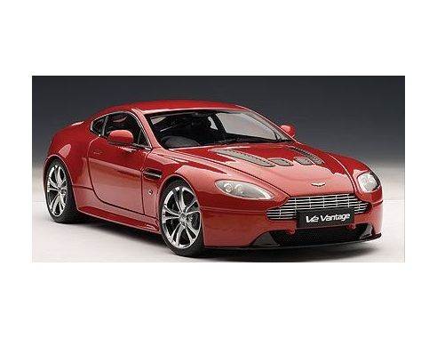Auto Art / Gateway AA70208 ASTON MARTIN V12 VANTAGE 2010 ROSSO 1:18 Modellino