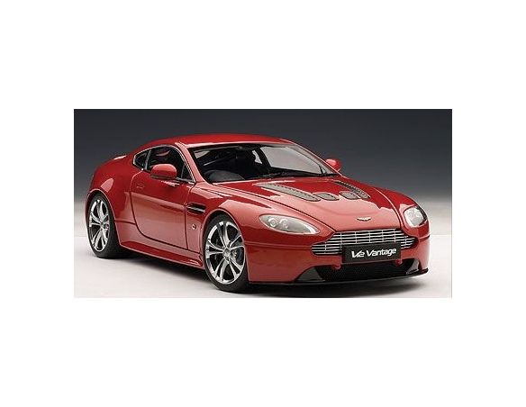 Auto Art / Gateway AA70208 ASTON MARTIN V12 VANTAGE 2010 ROSSO 1:18 Modellino