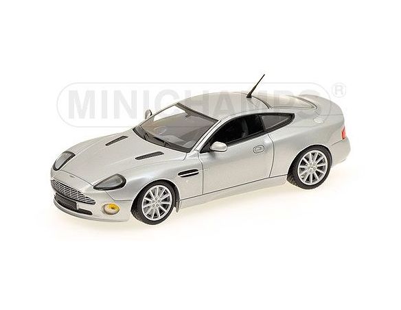MINICHAMPS 400137240 ASTON MARTIN VANQUISH S 2004 SILVER Modellino