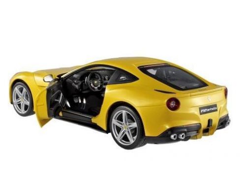 Hot Wheels HWX5475 FERRARI F12 BERLINETTA 2012 PEARL YELLOW 1:18 Auto Stradali