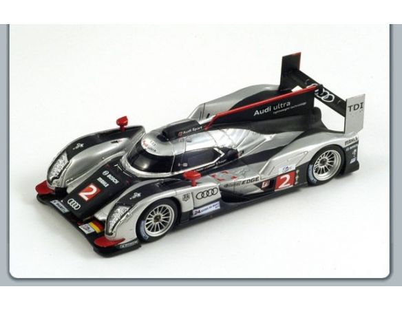 Spark Model S43LM11 AUDI R18 TDI N.2 WINNER LM 2011 FASSLER-LOTTERER-TRELUYER 1:43 Modellino