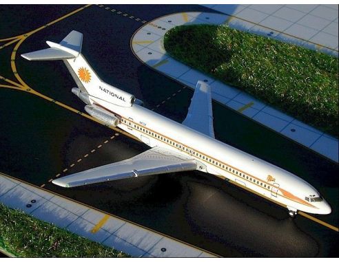 Schuco 3557444 BOEING 727-200 NATIONAL 1/400 Modellino