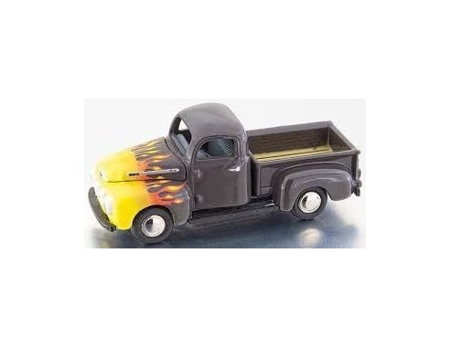 Bub 09303 FORD F100 'FLAMMENDESIGN' 1/87 Modellino