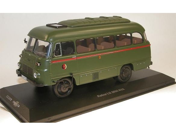 Ixo model CCC078 ROBUR LO 3000 BUS NVA Modellino
