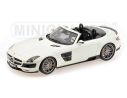 Minichamps PM107032130 BRABUS SLS AMG 700 BITURBO ROADSTER 2013 PEARL WHITE 1:18 Modellino